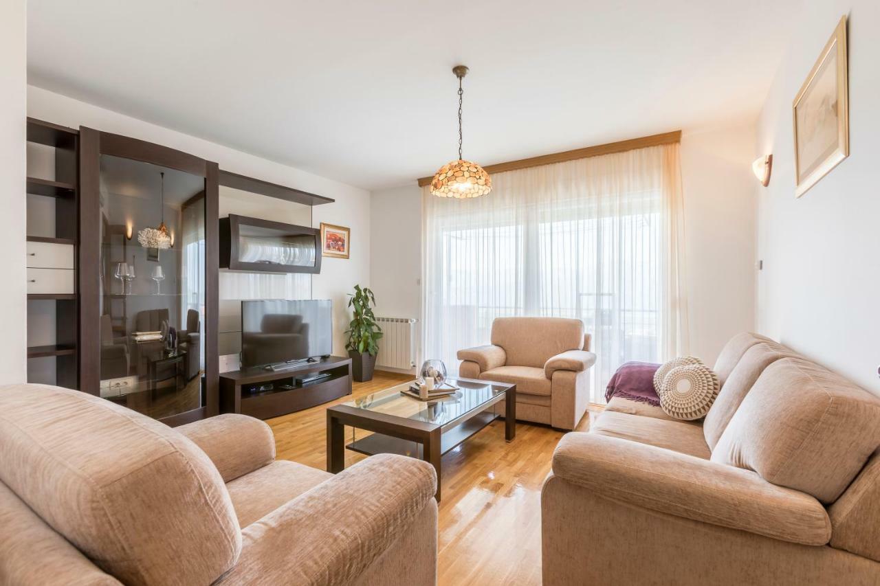 Villa Duje Trilj エクステリア 写真